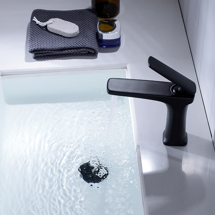 2021 Современный матовый черный смеситель для мытья горячей и холодной воды с одной ручкой, смеситель для раковины в ванной комнате